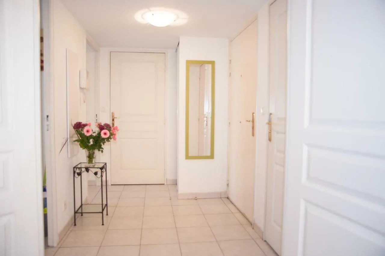 Palais Alexandra Apartment Antibes