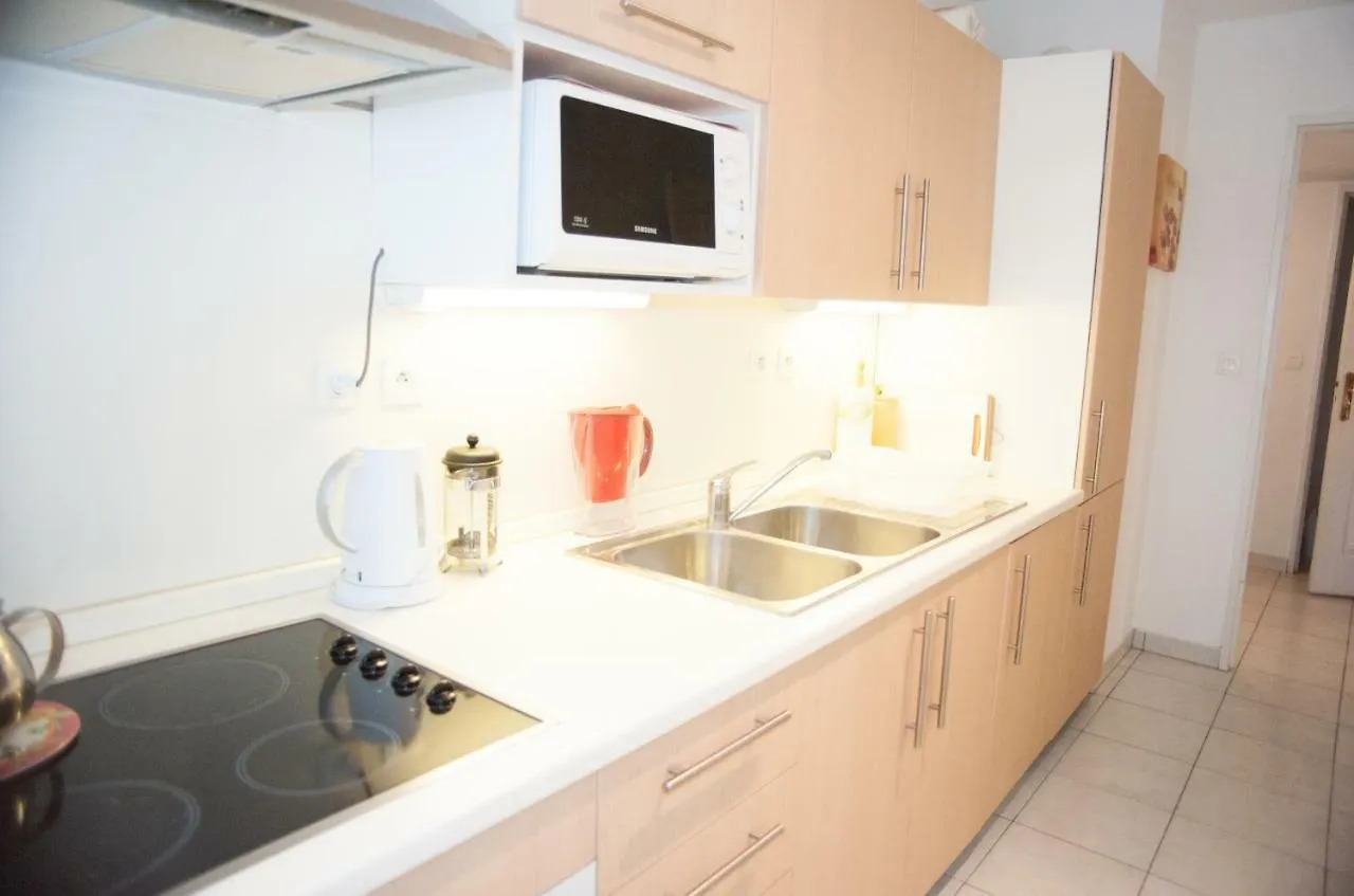 Palais Alexandra Apartment Antibes 0*,